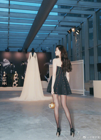 扒开女人的荫蒂在线下载二维码